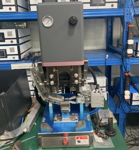 2070 Ultrasonic wire harness terminal welding machine
